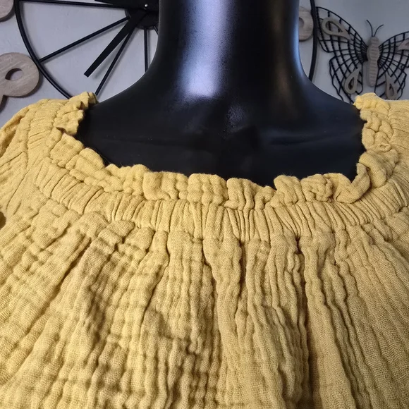 Yellow Smocked Women's Skirt - Picture 4 of 4